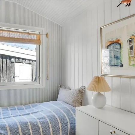 Casa vacanze Beautiful In With Kitchen Vejby